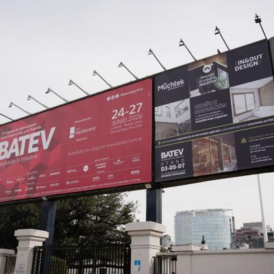 01 Muchtek Batev26 Miercoles Stand 2 3